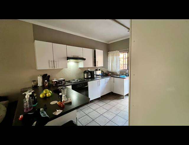 2 BEDROOM APARTMENT TO LET IN STONEHENGE